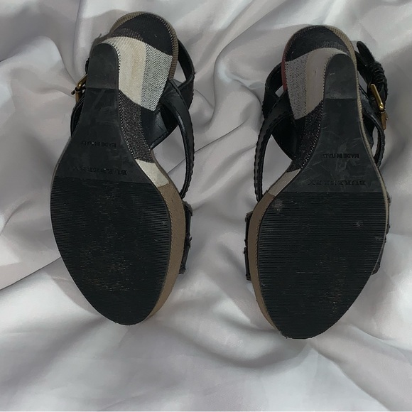 BURBERRY size 35.5 black leather WARLOW nova check STRAPPY PLATFORM SANDALS - Picture 14 of 16